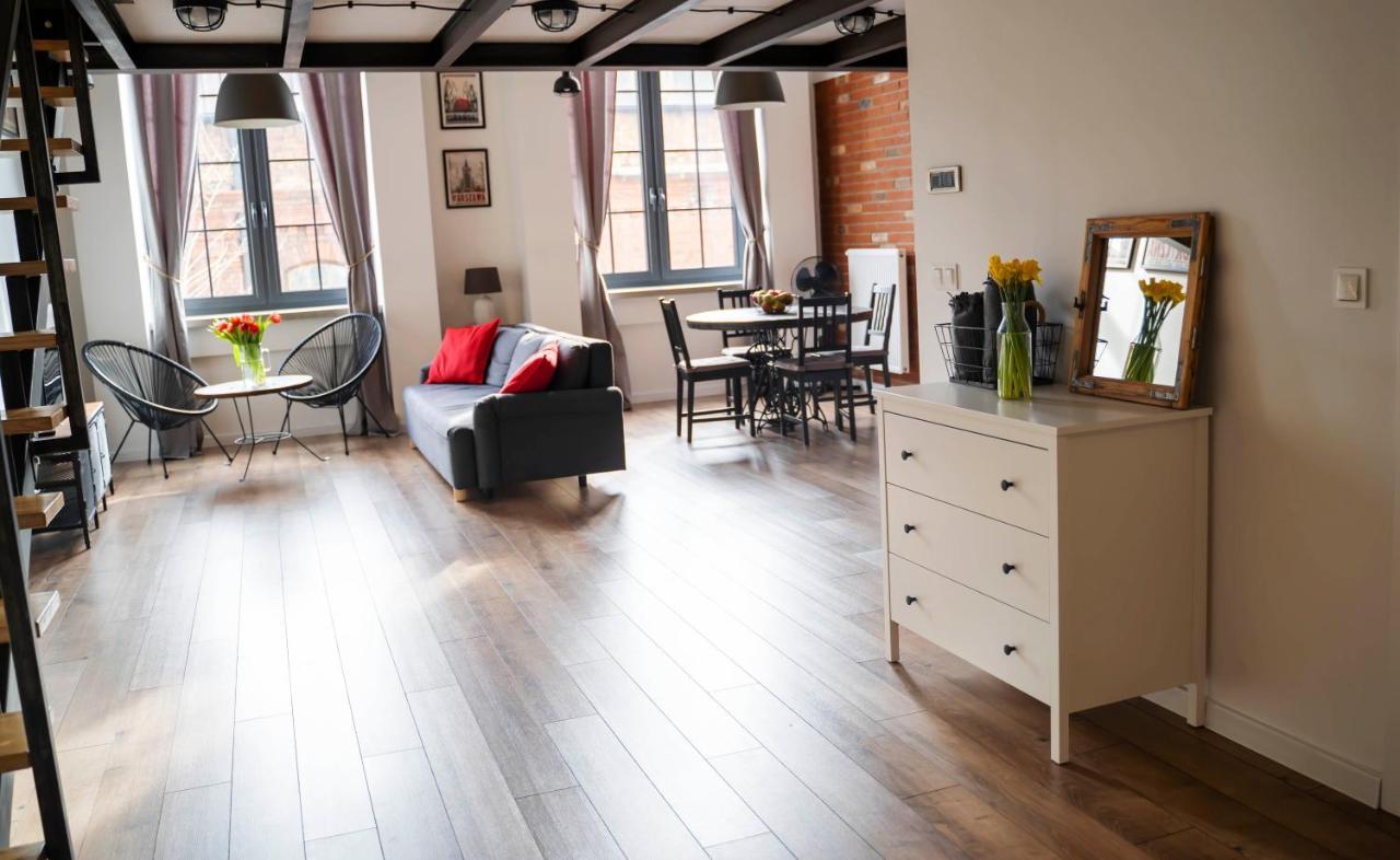 Redcity Loft Zyrardow Εξωτερικό φωτογραφία